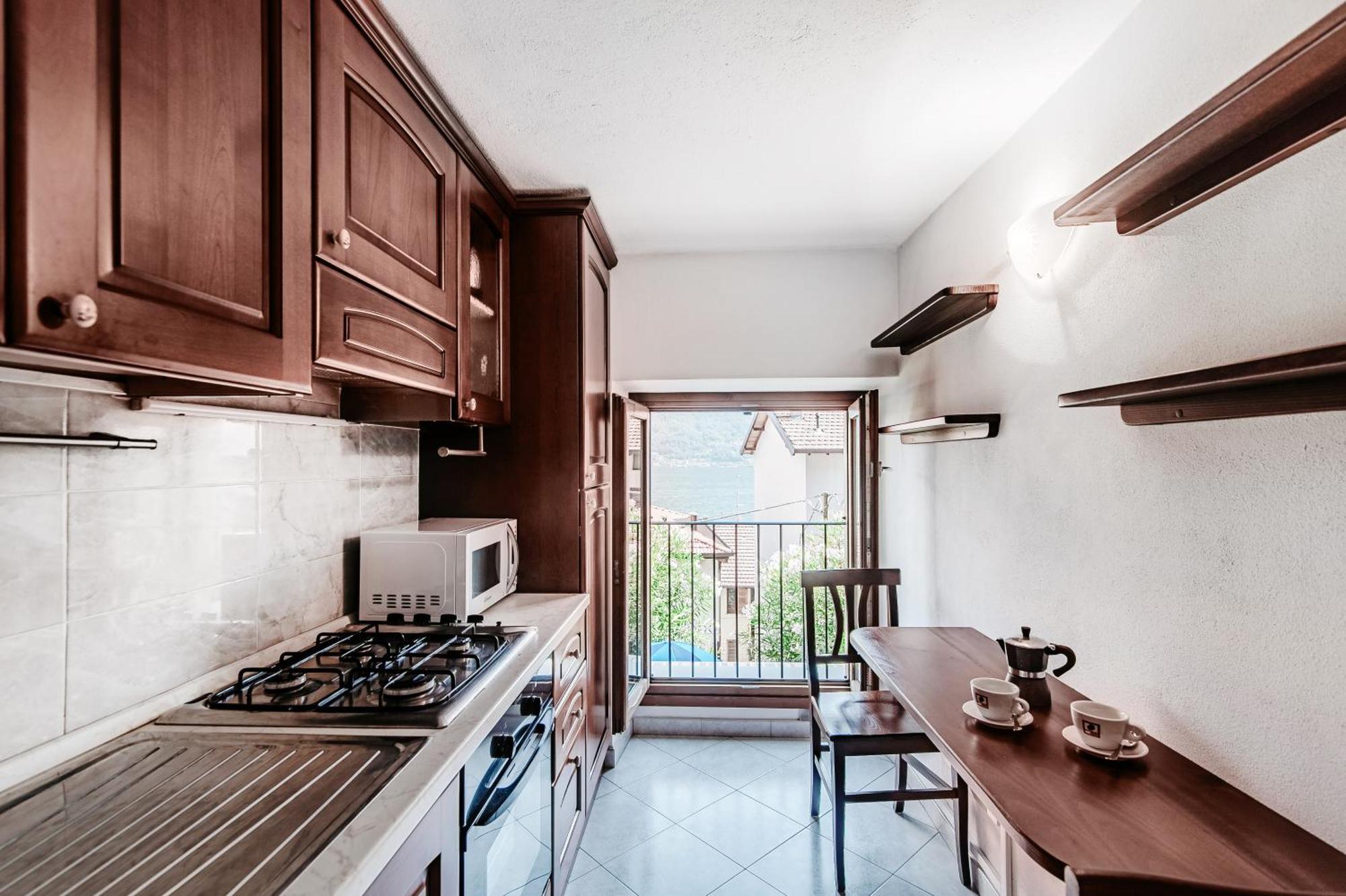 Delizioso Bilocale Vista Lago Colonno 외부 사진